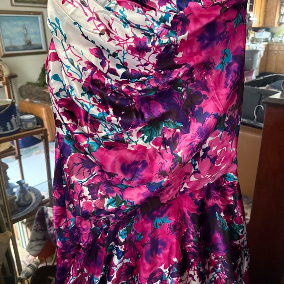 Cache Pink and White Floral Maxi Dress - Picture 10 of 16